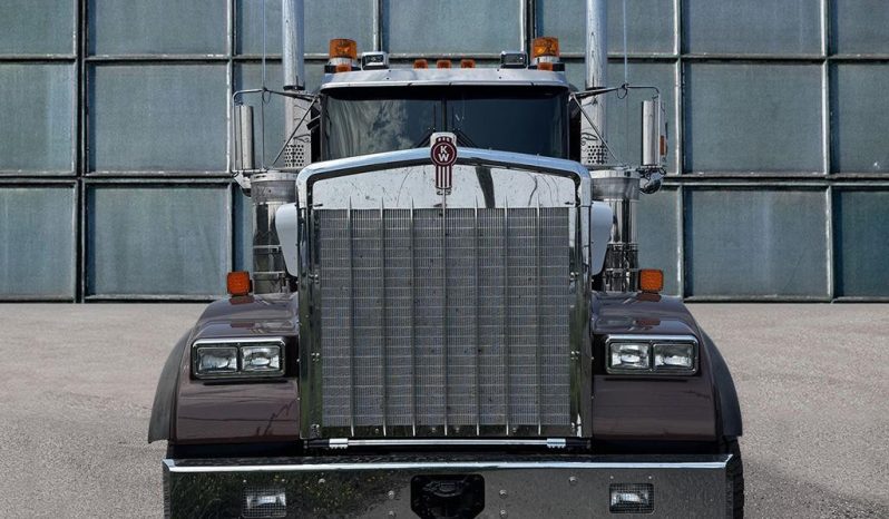 W900B 62″ MID ROOF full