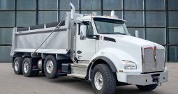 T880 Tri-Axle