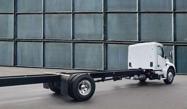 T380 26′ Dry Van full